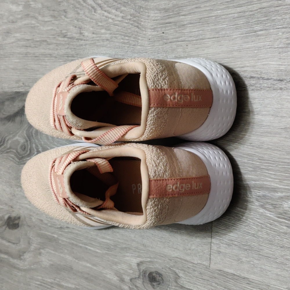 NWOB Adidas Women's Edge Lux 4 Running Sneaker Beautiful Peach Colored Trainer - Picture 4 of 11